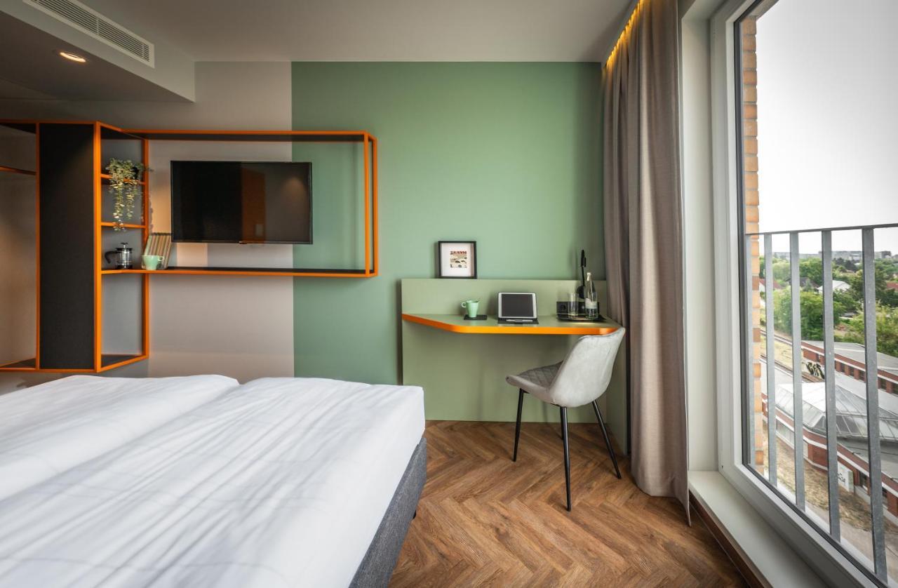 Loginn Hotel Berlin Airport Zewnętrze zdjęcie