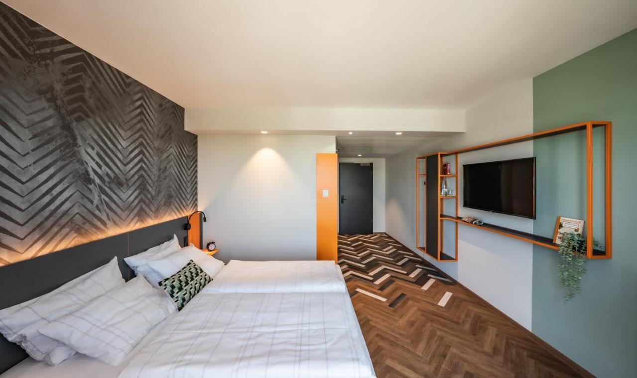 Loginn Hotel Berlin Airport Zewnętrze zdjęcie