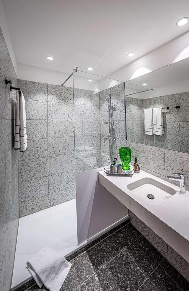 Loginn Hotel Berlin Airport Zewnętrze zdjęcie